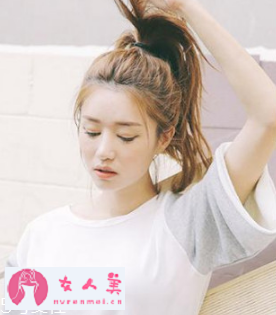 中短发扎什么头发好看