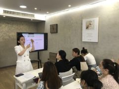 医美培训学校学费一般多少?-女人美